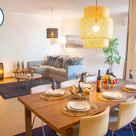 Modern Apartment, Close To The Beach, Wi-fi & A C