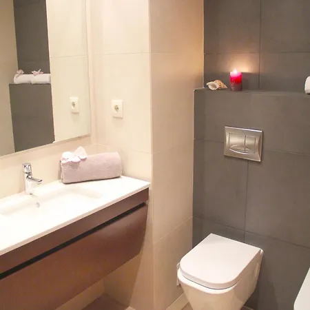 Appartement Modern Apartment, Close To The Beach, Wi-fi & A C