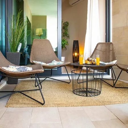 Appartement Modern Apartment, Close To The Beach, Wi-fi & A C Portimão