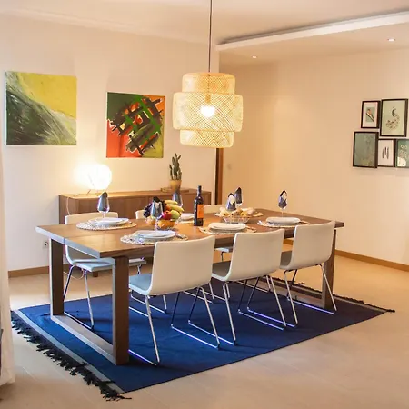 Apartamento Modern Apartment, Close To The Beach, Wi-fi & A C