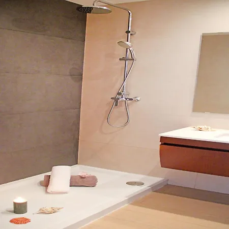 Apartamento Modern Apartment, Close To The Beach, Wi-fi & A C Portimão